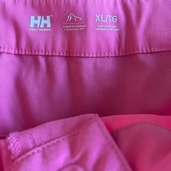 Helly Hansen Women's Pink Solen Classic Recycled Water Shorts Size XL - Picture 16 of 16